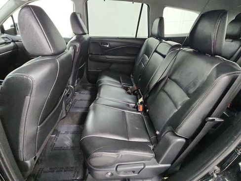 Used 2018 Honda Pilot Touring image 25