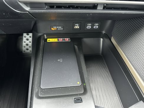 New 2026 Toyota Camry SE w/ Multimedia Upgrade Package image 22