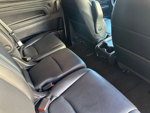 Used 2024 Honda Odyssey EX-L image 32