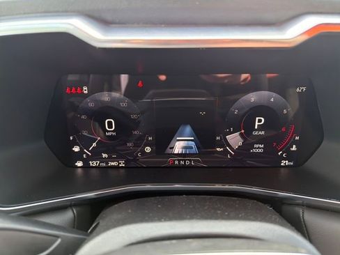 New 2026 GMC Canyon Elevation image 11