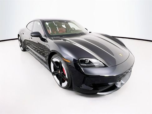 New 2026 Porsche Taycan GTS image 7