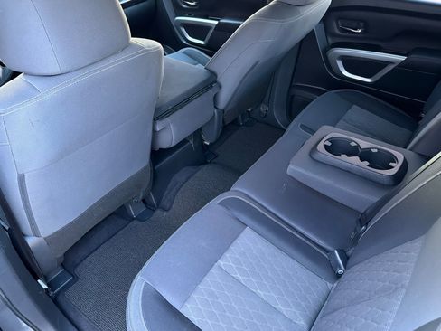 Used 2023 Nissan Titan SV image 12