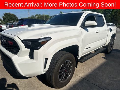 Used 2024 Toyota Tacoma TRD Sport RWD image 1