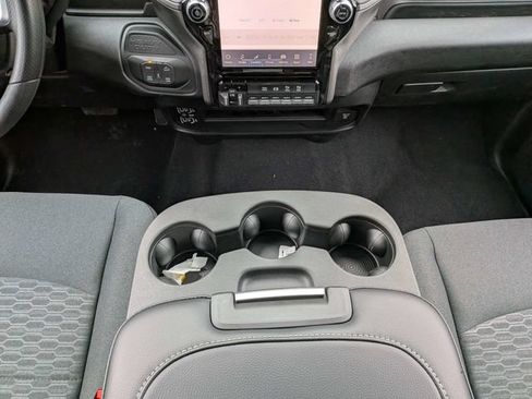 New 2026 RAM 2500 Tradesman AWD/4WD image 19