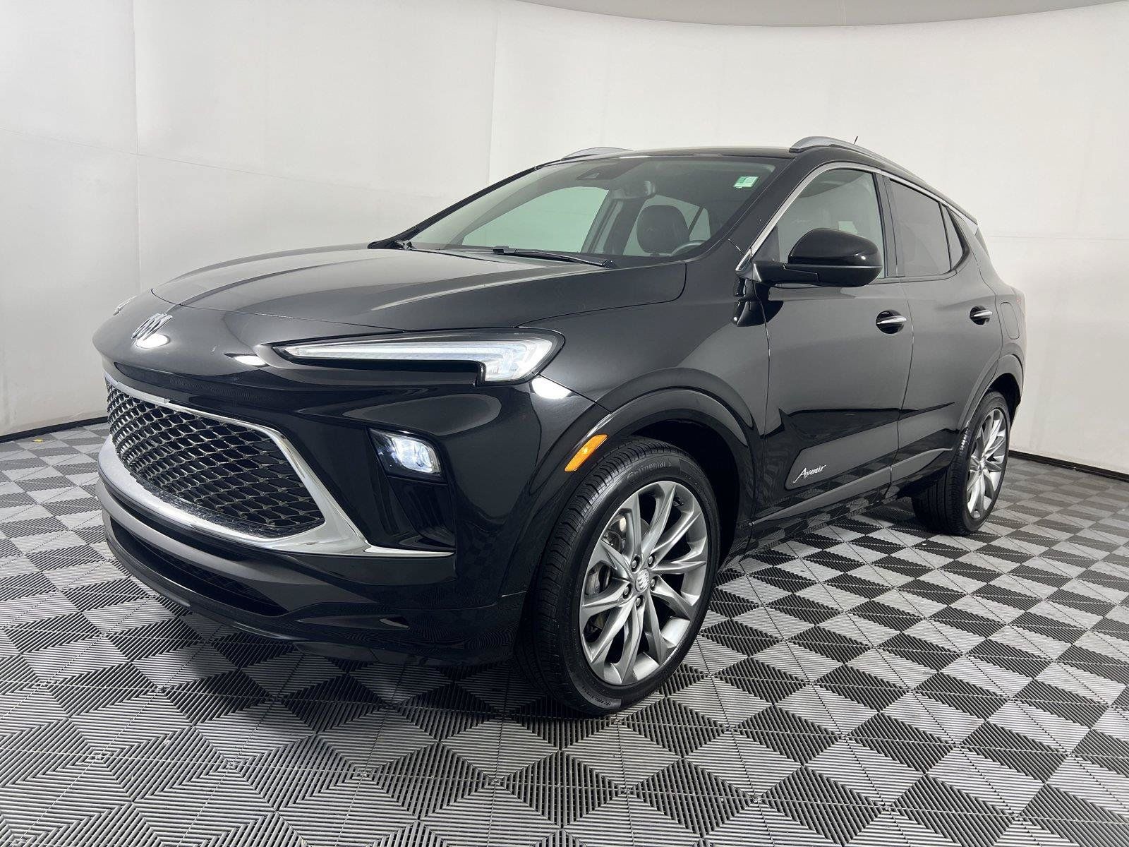 Certified 2024 Buick Encore GX Avenir FWD image 14