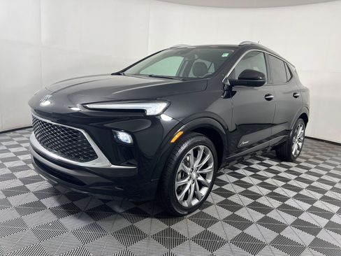 Certified 2024 Buick Encore GX Avenir FWD image 14