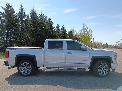 Used 2015 Chevrolet Silverado 1500 High Country w/ High Country Premium Package AWD/4WD image 23