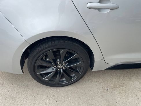 Used 2025 Toyota Corolla SE FWD image 9
