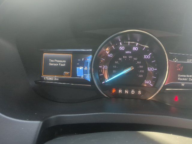 Used 2018 Ford Explorer Sport AWD/4WD image 9