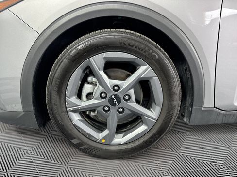Used 2025 Kia K4 FWD image 29