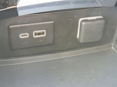 Certified 2023 Buick Envision Preferred image 30