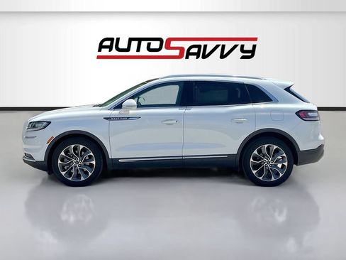 Used 2022 Lincoln Nautilus Reserve FWD image 4