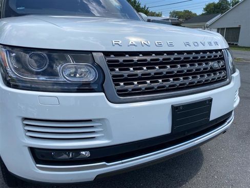 Used 2017 Land Rover Range Rover image 8