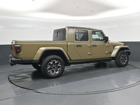 New 2026 Jeep Gladiator Sport AWD/4WD image 3