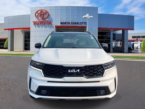 Used 2022 Kia Sorento SX FWD image 3