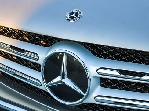 Used 2020 Mercedes-Benz GLC 300 image 6