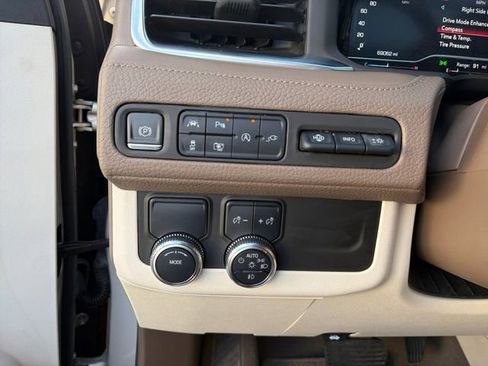 Certified 2022 GMC Yukon Denali RWD image 7