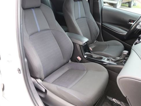 Used 2022 Toyota Corolla SE FWD image 14
