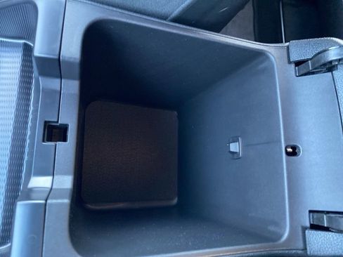 New 2025 Jeep Grand Cherokee L Limited w/ Luxury Tech Group II image 29