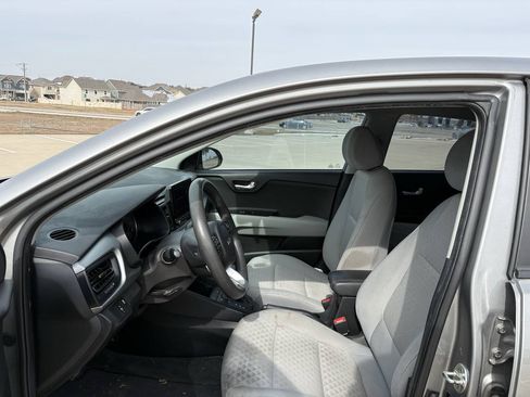 Used 2023 Kia Rio S w/ Technology Package FWD image 7