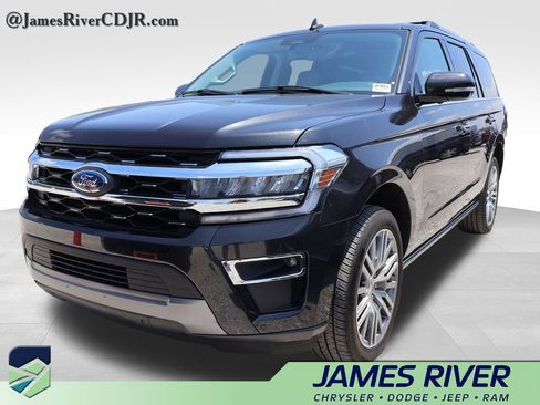 Used 2024 Ford Expedition Limited AWD/4WD image 1