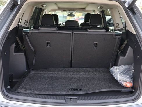 New 2026 Volkswagen Atlas SE image 17