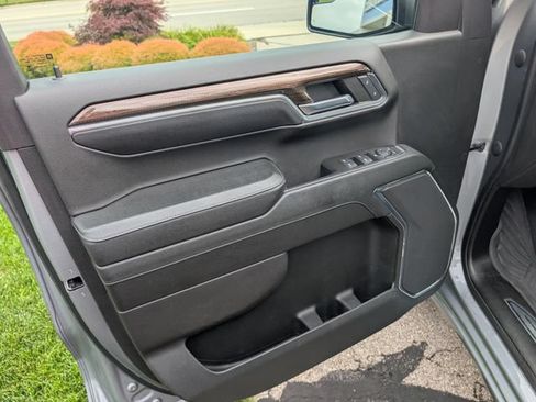 Used 2023 Chevrolet Silverado 1500 LT AWD/4WD image 21