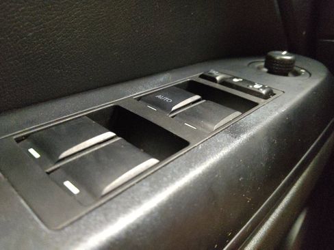 Used 2017 Jeep Patriot Sport w/ Power Value Group FWD image 27