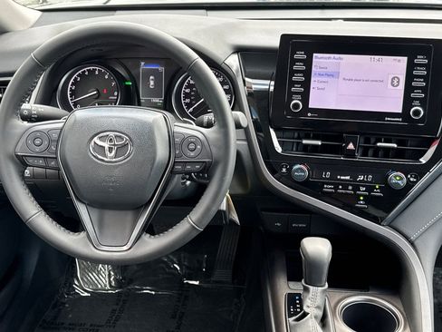 Certified 2024 Toyota Camry SE image 17