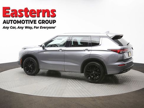 Used 2022 Mitsubishi Outlander SEL image 65