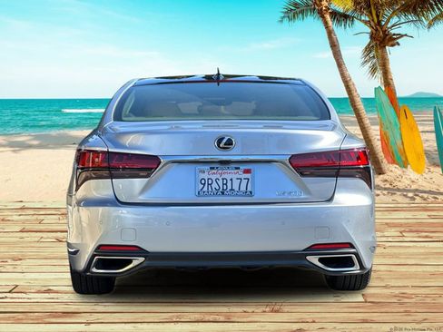 Used 2025 Lexus LS 500 w/ Interior Upgrade Package image 5