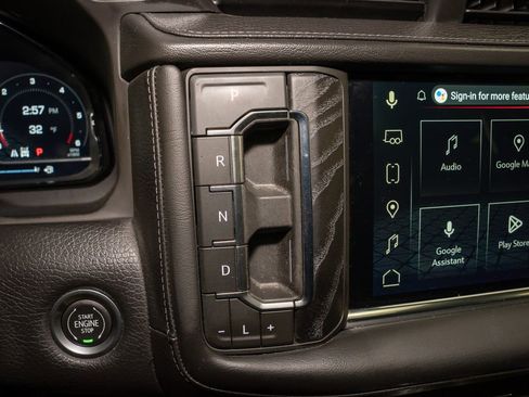 Used 2023 GMC Yukon Denali w/ Denali Reserve Package image 21