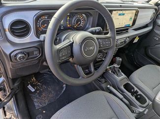 New 2026 Jeep Gladiator Sport video 3