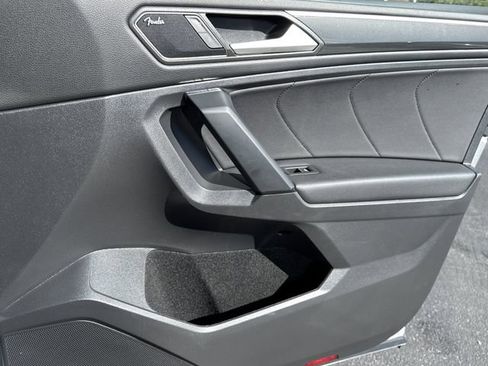 Used 2019 Volkswagen Tiguan SEL Premium R-Line image 24