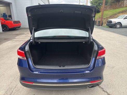 Used 2017 Kia Optima EX w/ Premium Package image 14