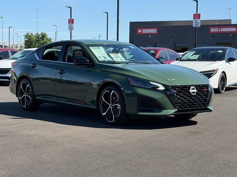 New 2026 Nissan Altima 2.5 SR FWD image 9