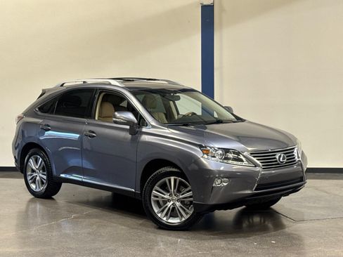 Used 2015 Lexus RX 450h FWD image 2