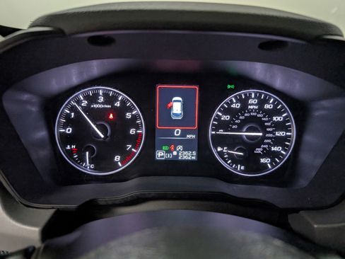 Certified 2025 Subaru Crosstrek 2.5i Limited w/ Popular Package #3A image 11