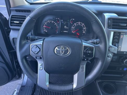 Used 2022 Toyota 4Runner SR5 Premium w/ Moonroof Package image 19