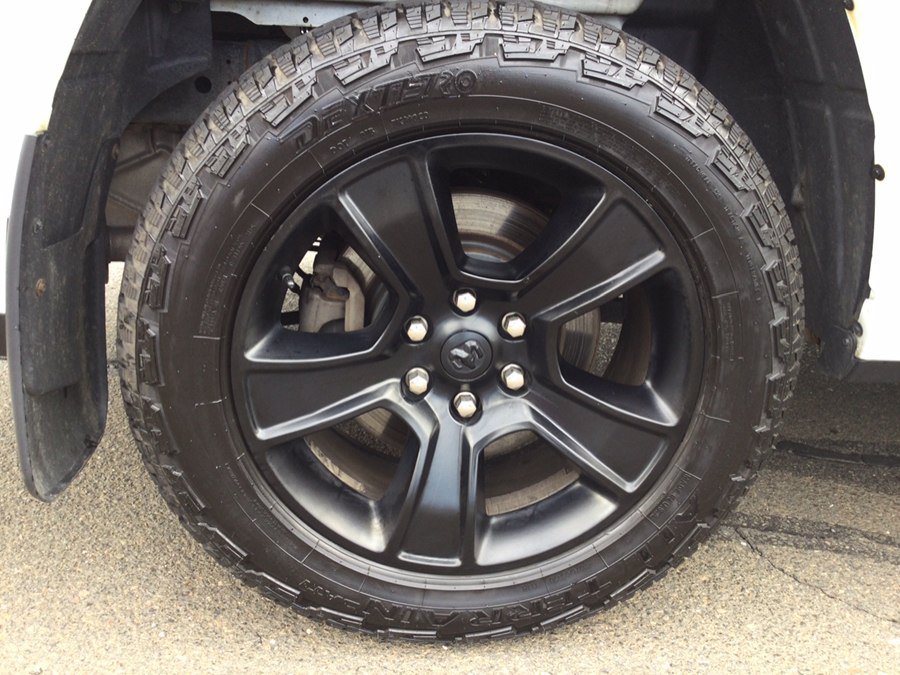Used 2020 RAM 1500 4x4 Crew Cab image 45