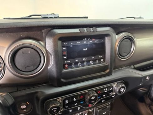 Used 2020 Jeep Wrangler Unlimited Sport S AWD/4WD image 33