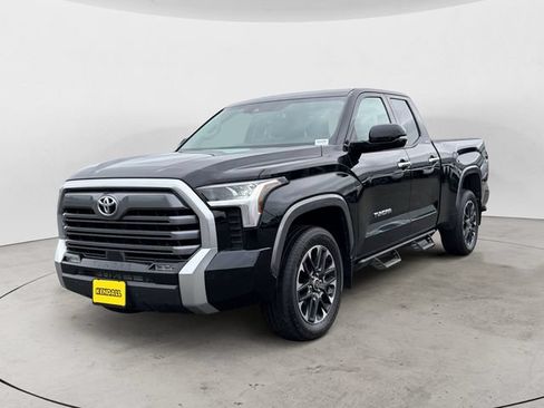 Used 2023 Toyota Tundra Limited AWD/4WD image 1