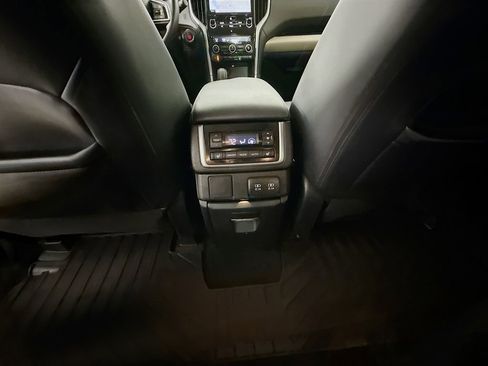 Used 2019 Subaru Ascent Limited w/ Popular Package #2 image 27