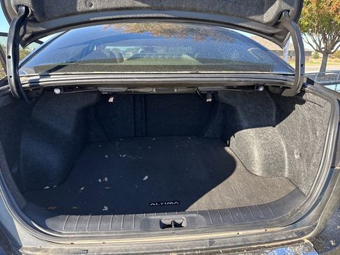 Used 2023 Nissan Altima 2.5 SL image 44