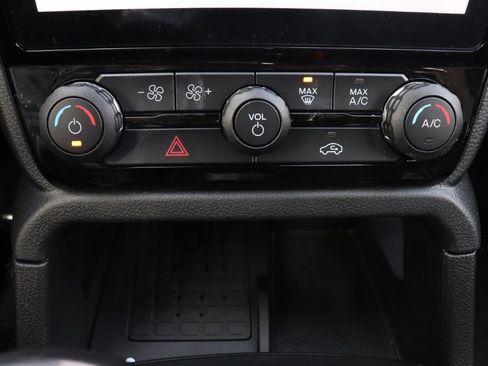 New 2025 Ford Ranger XLT w/ Equipment Group 301A High image 21