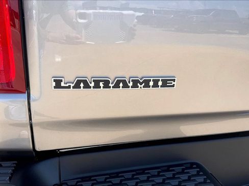 Used 2026 RAM 1500 Laramie w/ Sport Appearance Package AWD/4WD image 18
