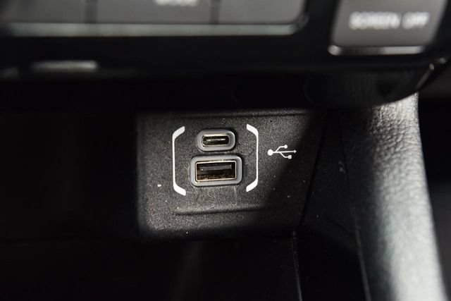 Used 2025 Jeep Compass Trailhawk AWD/4WD image 16