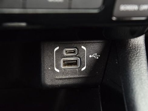 Used 2025 Jeep Compass Trailhawk AWD/4WD image 16