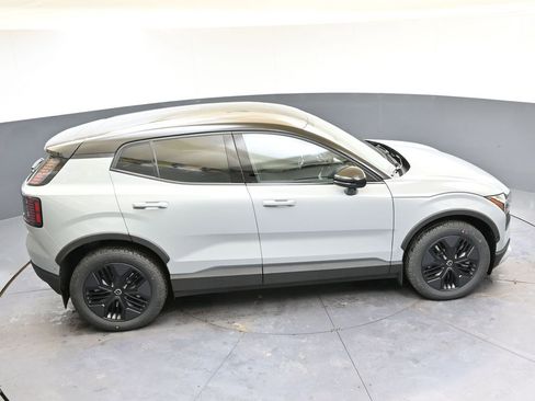 New 2026 Volvo EX30 Cross Country Ultra image 42