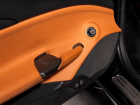 Used 2018 Ferrari 488 Spider RWD image 62